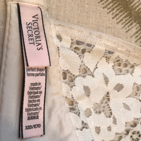 Victoria’s Secret Bra - Picture 4 of 6